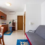 Marina Bed & Breakfast