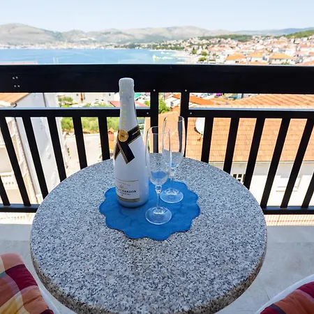 Marina 3* Okrug Gornji