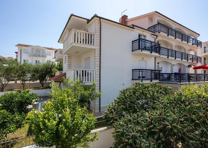 Panzió Marina Okrug Gornji