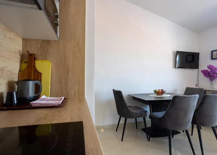 Panzió Marina Okrug Gornji