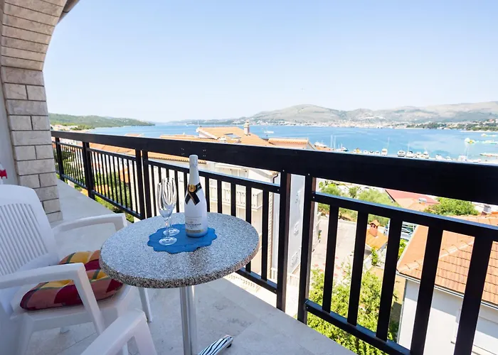 Marina 3* Okrug Gornji