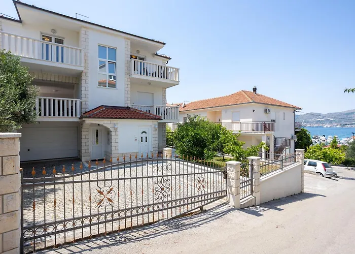 Marina Oda ve Kahvaltı