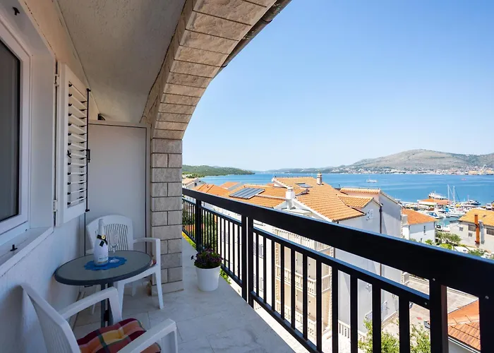 Marina 3* Okrug Gornji